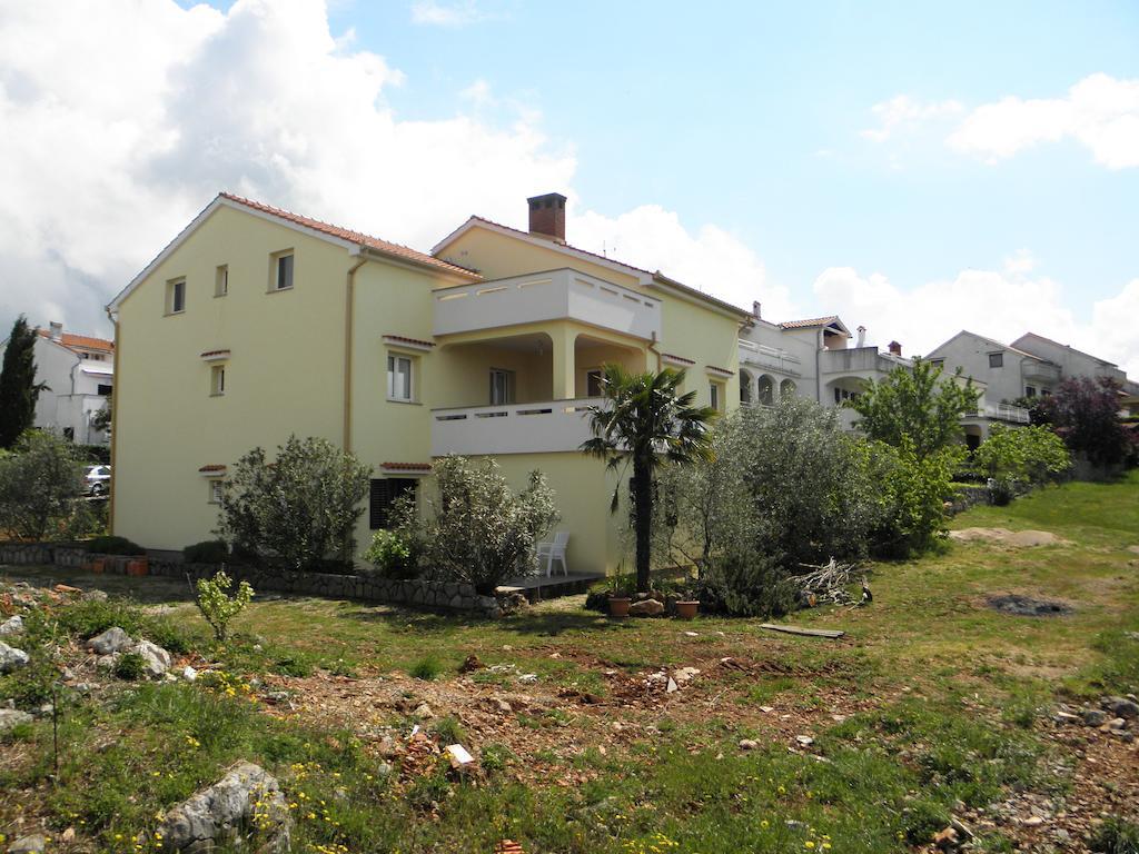Apartments Njivice Bajcic Esterno foto