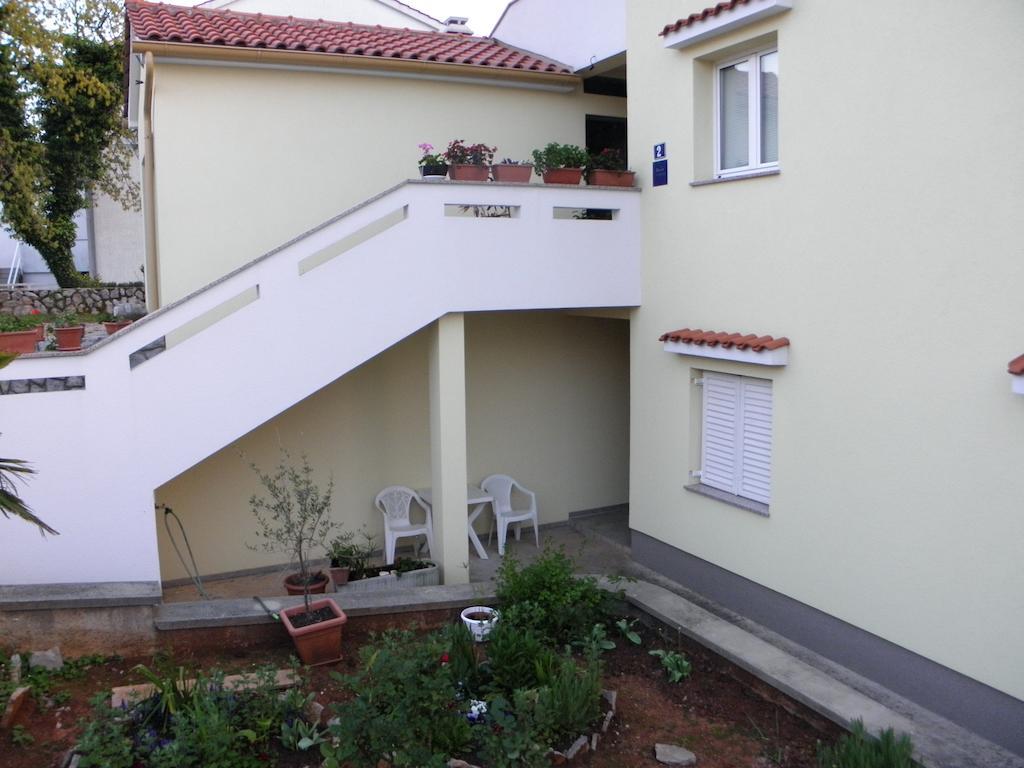 Apartments Njivice Bajcic Esterno foto