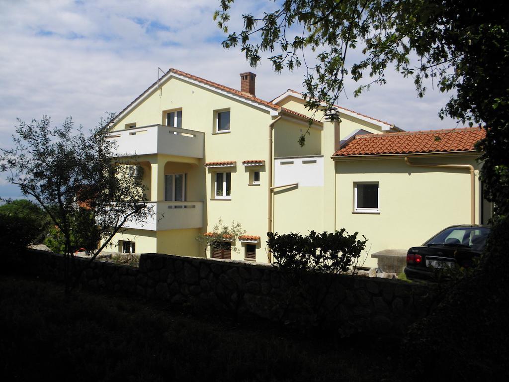 Apartments Njivice Bajcic Esterno foto